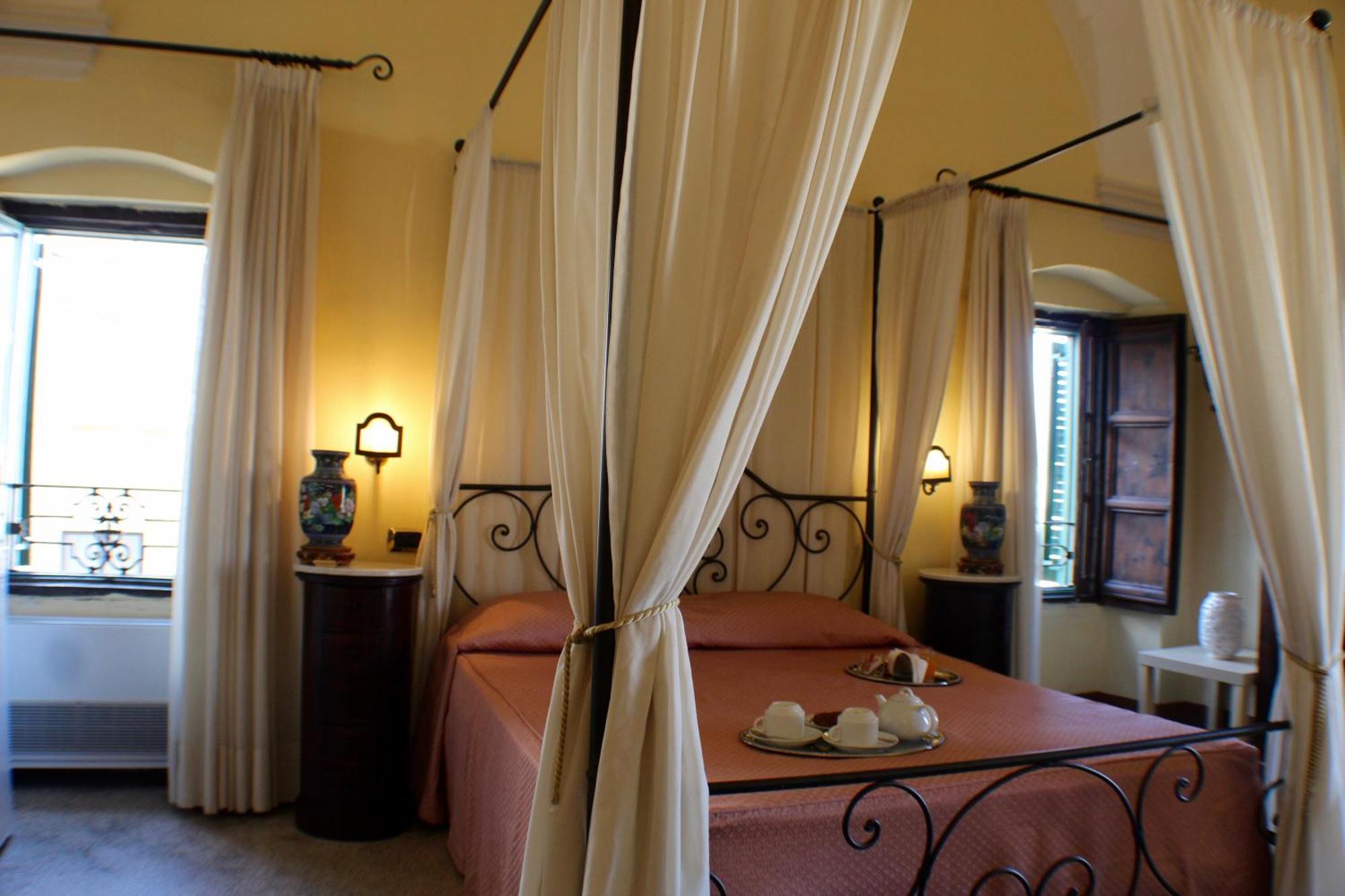 Palazzo Senape De Pace Bed & Breakfast Gallipoli Exterior photo