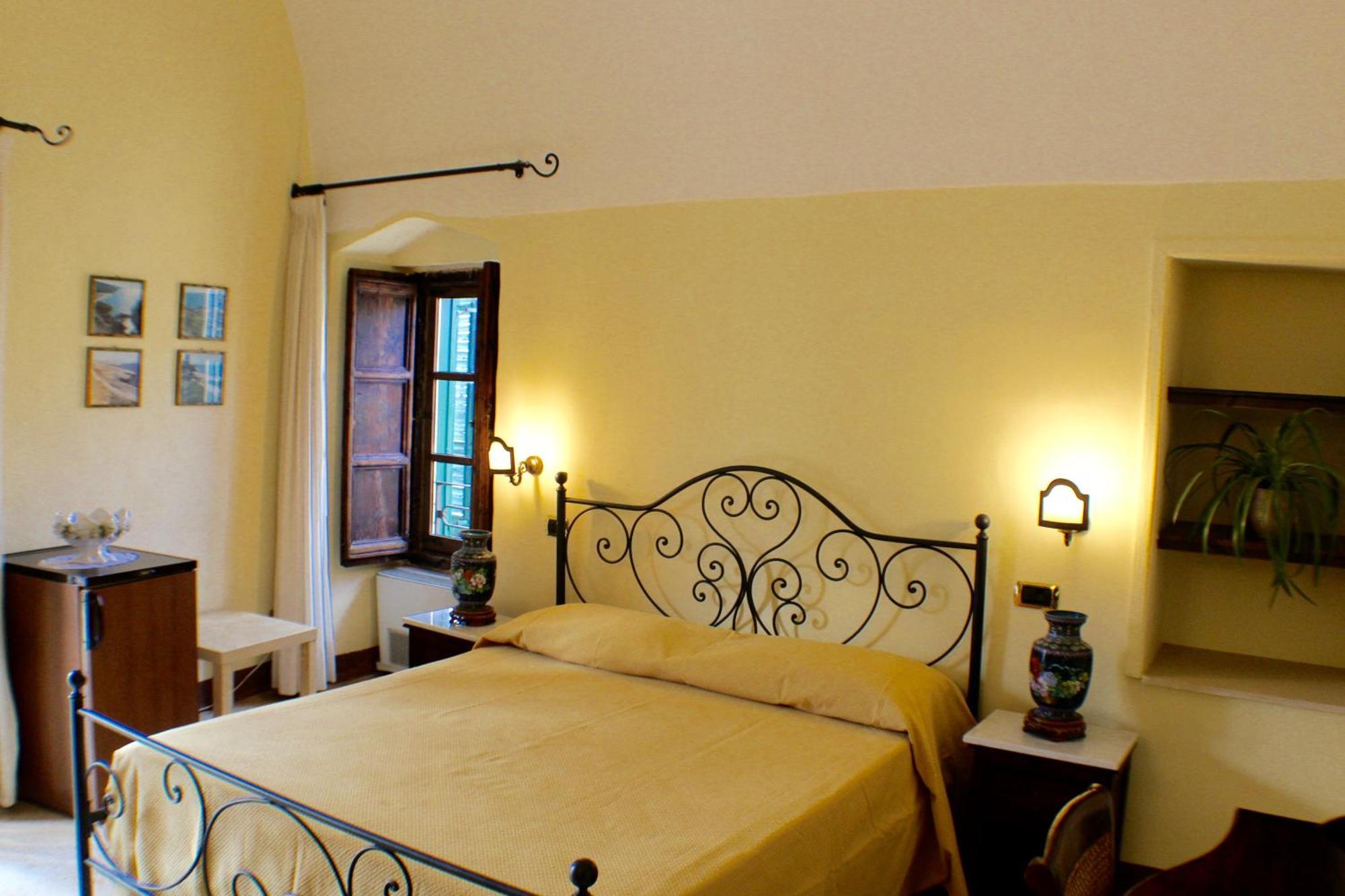 Palazzo Senape De Pace Bed & Breakfast Gallipoli Exterior photo