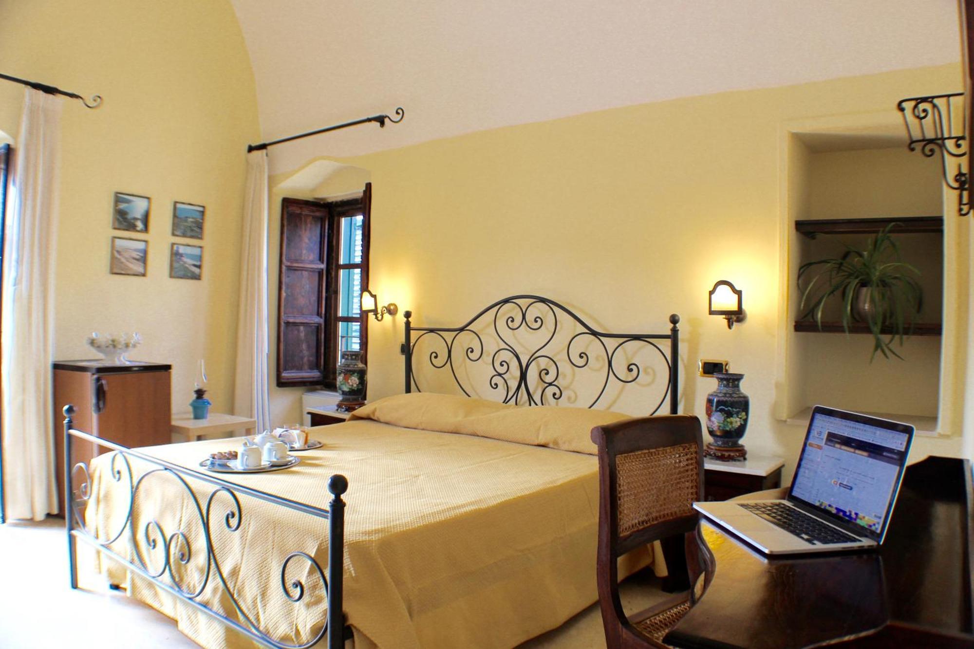 Palazzo Senape De Pace Bed & Breakfast Gallipoli Exterior photo